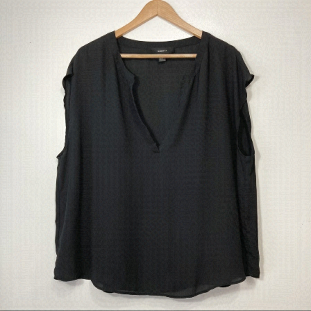 Forever 21 Black Sheer V-Neck High Low Sleeveless Blouse Size 2X